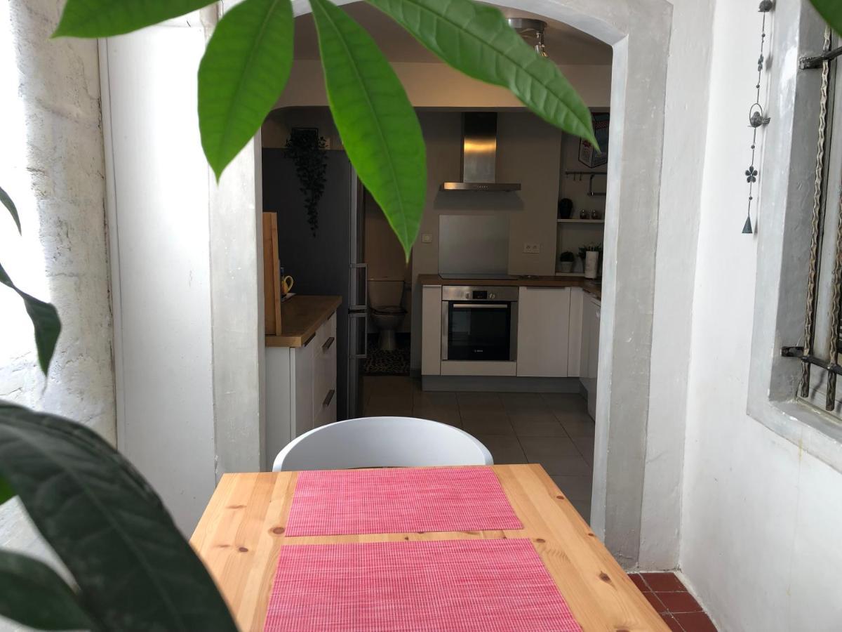 Le Triplex Les Halles Intra Muros Avignon Bagian luar foto